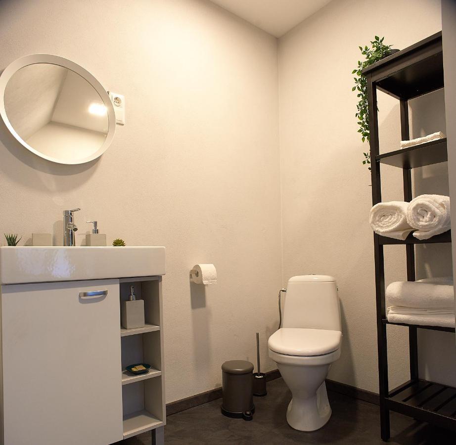 Greenhouse Apartments Jūrkalne Kültér fotó