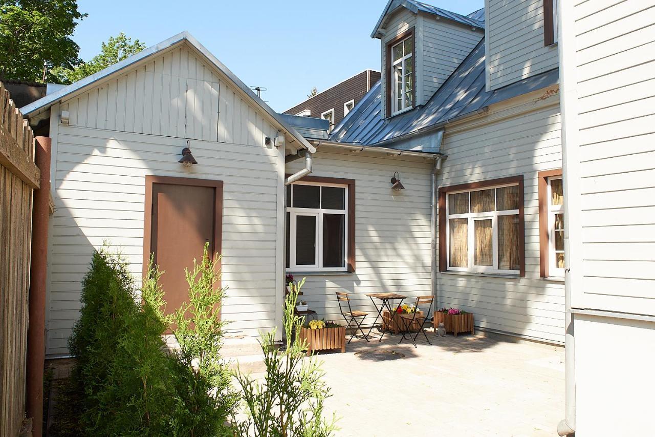 Greenhouse Apartments Jūrkalne Kültér fotó
